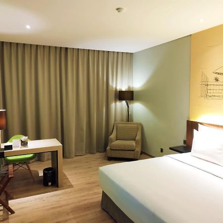 Aone Hotel Джакарта Экстерьер фото