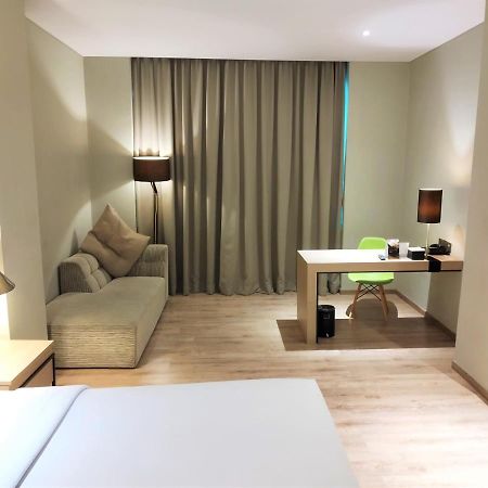 Aone Hotel Джакарта Экстерьер фото