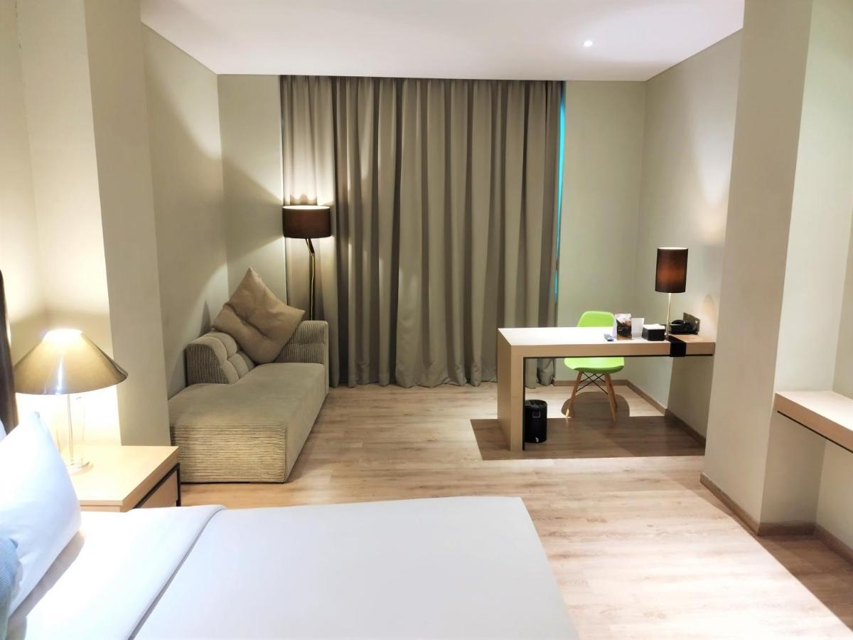 Aone Hotel Джакарта Экстерьер фото