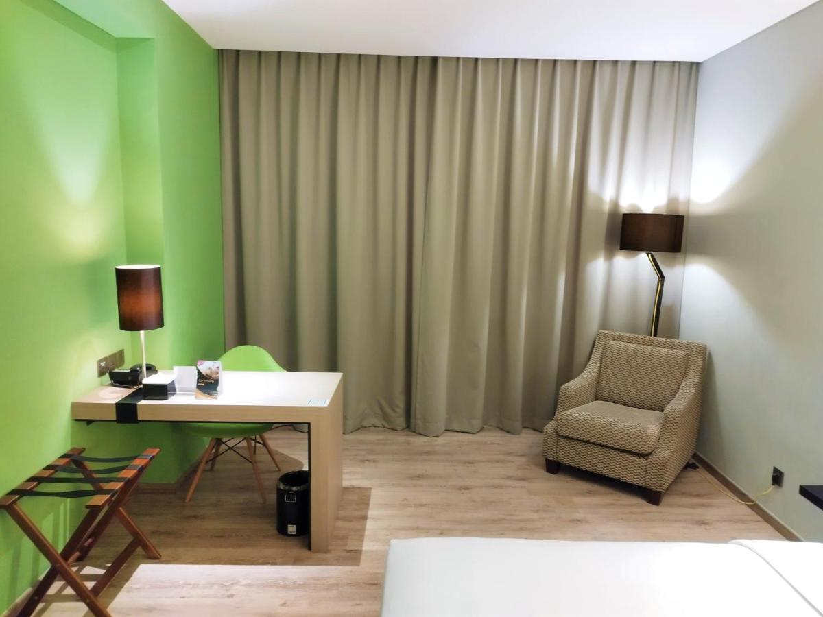 Aone Hotel Джакарта Экстерьер фото