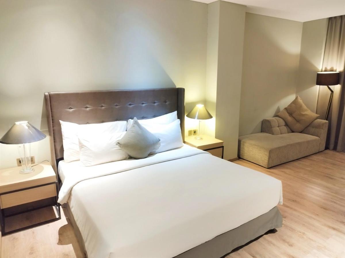 Aone Hotel Джакарта Экстерьер фото