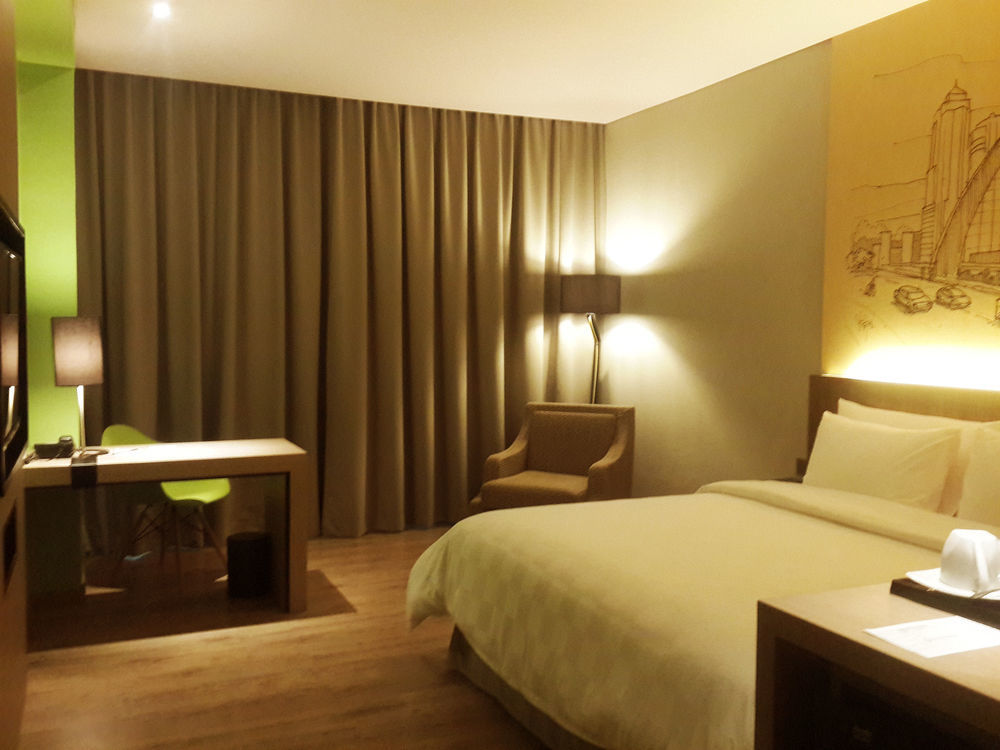 Aone Hotel Джакарта Экстерьер фото